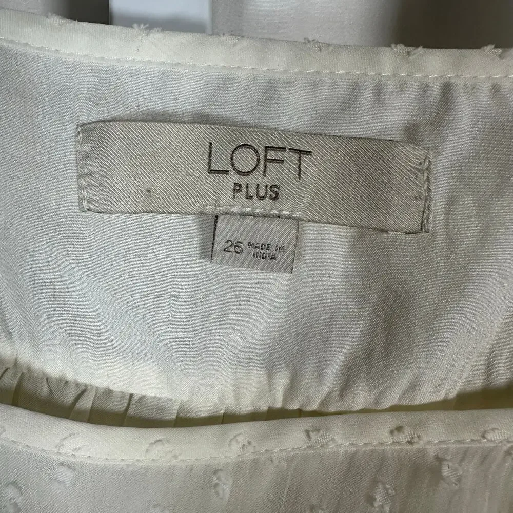 Loft‎ Plus Cream Swiss Dot Sheer Lined Blouse 26W Peasant Boho Cottage Preppy - Picture 2 of 8